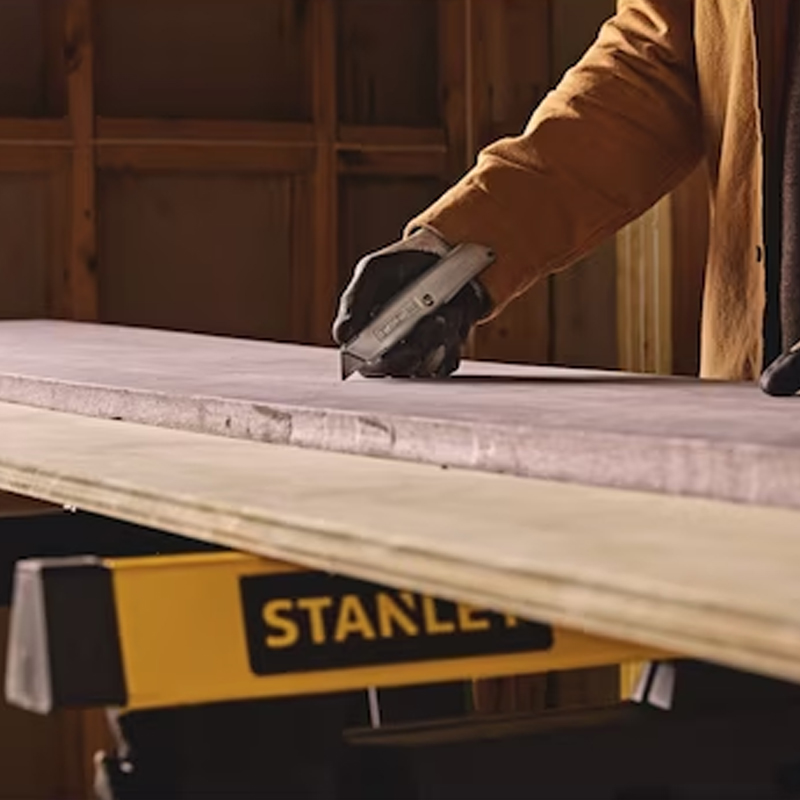STANLEY 6" Classic 99® Retractable Utility Knife